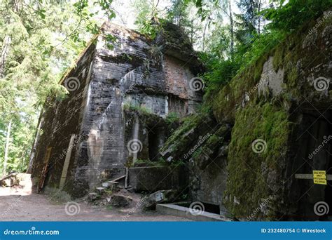 Hitler S Bunker At The Wolf S Lair Wilczy Szaniec Wolfsschanze Built