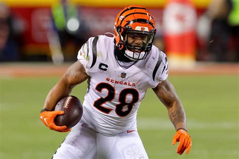 Joe Mixon Gets Restructured Deal With Bengals As Police Charge Lingers