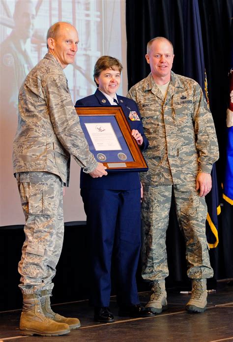 157th Salutes Its Heroes 157th Air Refueling Wing Article Display