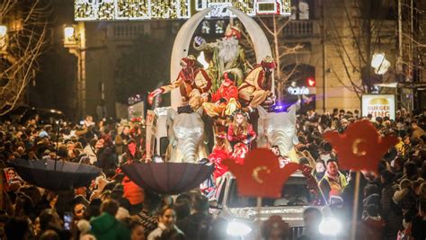 Navidad En Granada La Cabalgata Vuelve A Su Recorrido Y Ya Hay