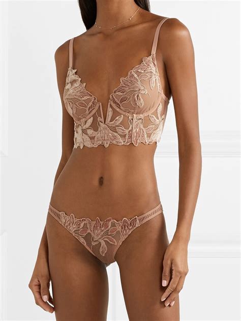 Bridal Lingerie Looks Perfect For Your Wedding Night