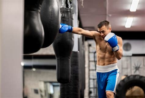 Beneficios De Golpear El Saco De Boxeo