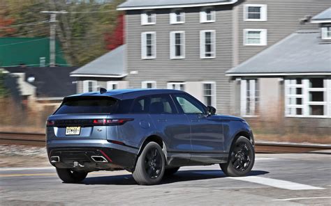 Comparison Land Rover Range Rover Velar R Dynamic HSE 2019 Vs