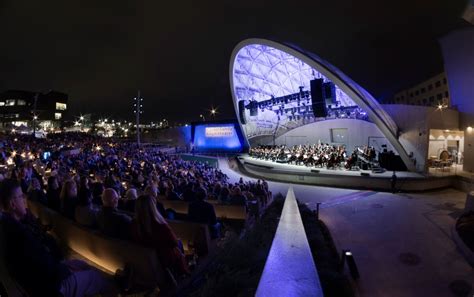 Review San Diego Symphony Plays New Music For A New Venue The San