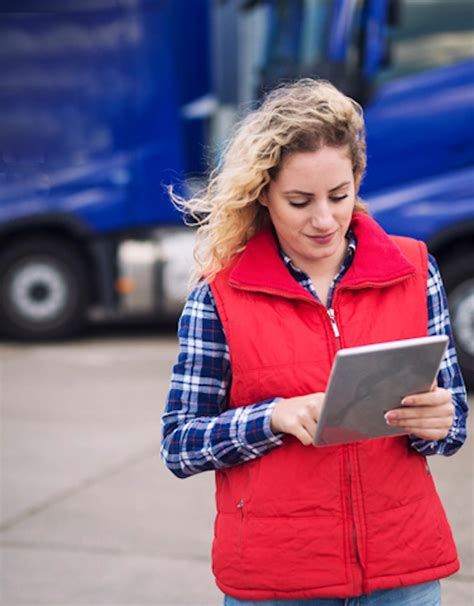 How Fleet Tracking Technology Can Help Businesses Promote Driver Safety