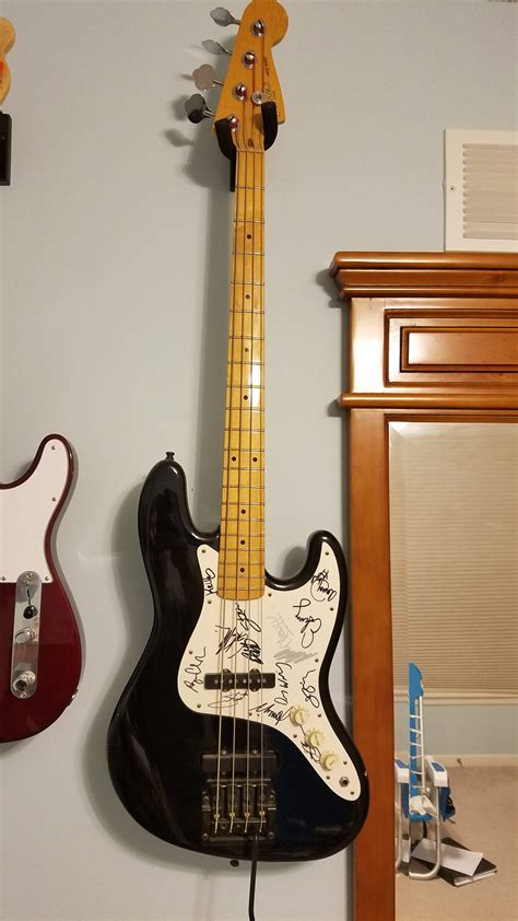 Fender Jazz Bass With A One Piece Pickguard American Traditional 90s Mim Etc Page 2