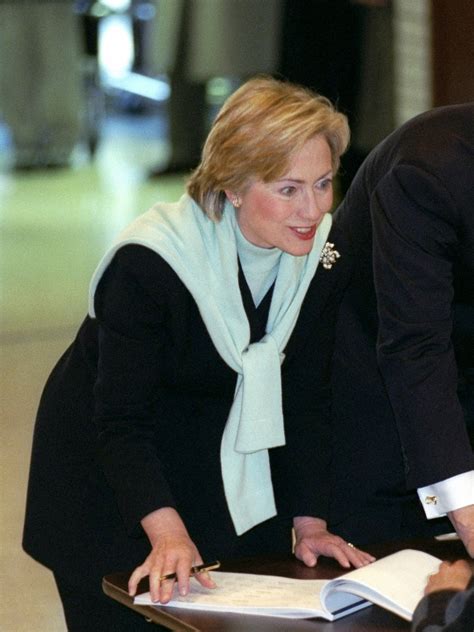 The Best Hillary Clinton Outfits in History | Who What Wear