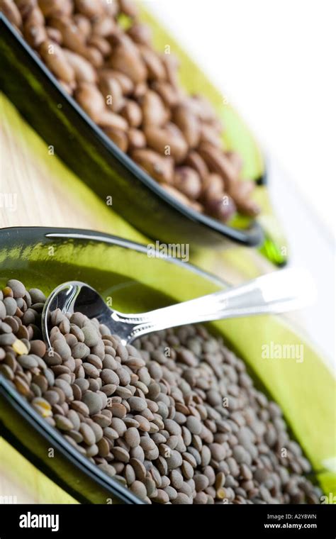 Lentils and beans Stock Photo - Alamy