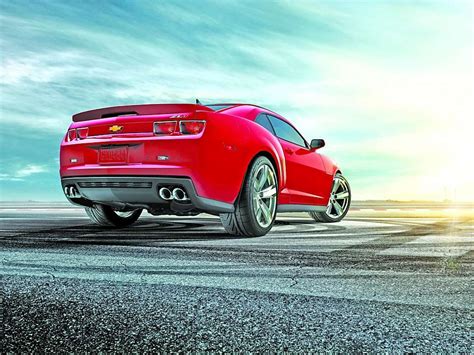 Chevys Camaro Zl1 Offers Performance From The Get Go