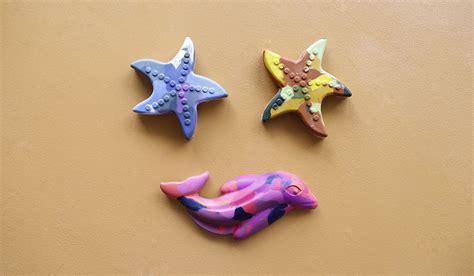 How To Make Recycled Crayons Using Silicone Molds Big Little Universe