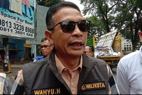 Pj Wali Kota Malang Persilakan Masyarakat Bantu Turunkan Apk Di Masa Tenang