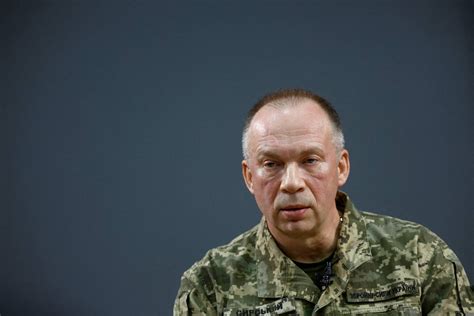 Ukraine S Top General Defense Minister Visit Posts Near Front Line