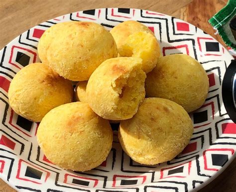 Receita de pão de queijo de batata salsa Plug Receitas