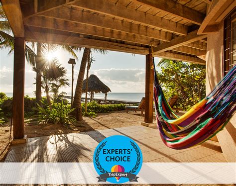 Xanadu Island Resort Wins 2017 Experts' Choice Award