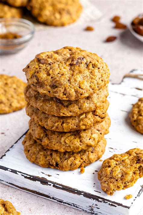 Healthy Oatmeal Raisin Cookies