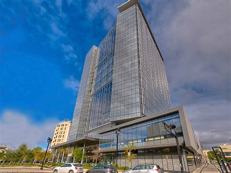 Manitoba Hydro Place Construmedia