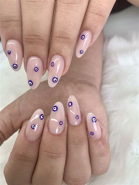 Pin de CO 22 en Nail Inspo Manicura de uñas Uñas de gel simples