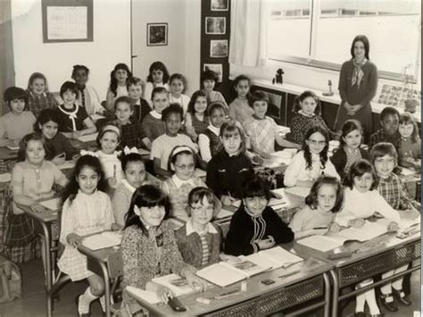 Photo De Classe Ce2 De 1968 Ecole Victor Hugo Copains Davant