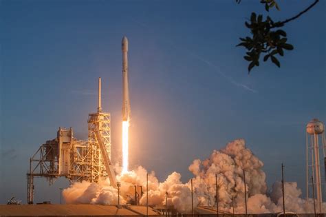 Check out SpaceX's latest launch photos and footage