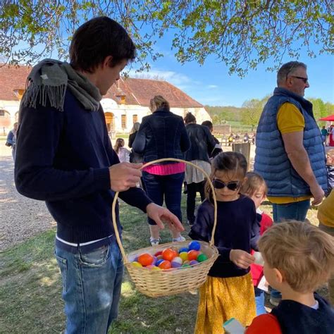 La Grande Chasse Aux Oeufs Au Ch Teau De Vaux Fouch Res Aube Champagne