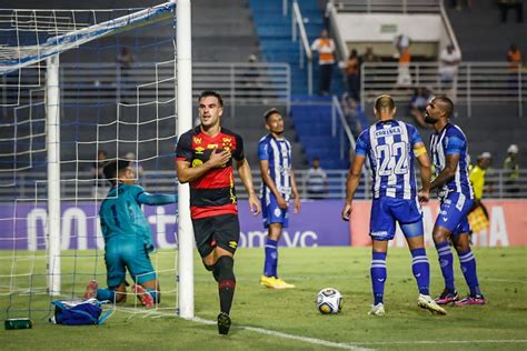 Facundo Labandeira Quer Renovar Sport E Espera Contato Para Selar