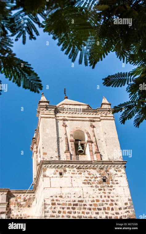 La Iglesia De San Ignacio También Conocido Como La Misión De Nuestra