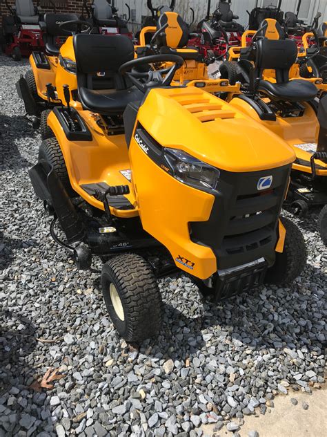 Cub Cadet XT1 LT42 Lawn Tractor – Peach Country Tractor