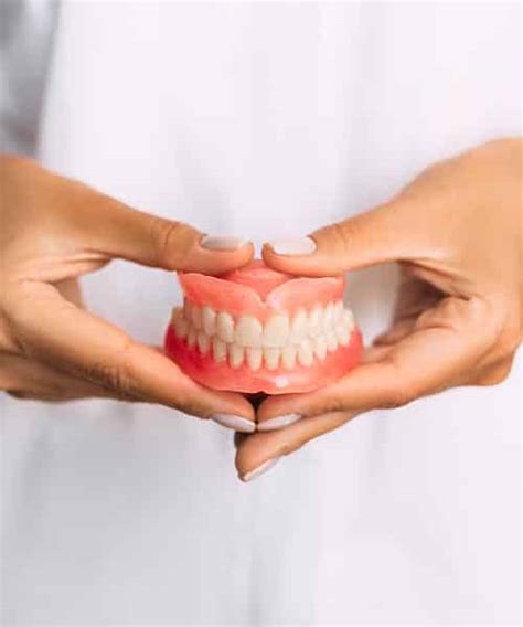 Próteses Dentárias Orallagos Clínica Dentária Especializada