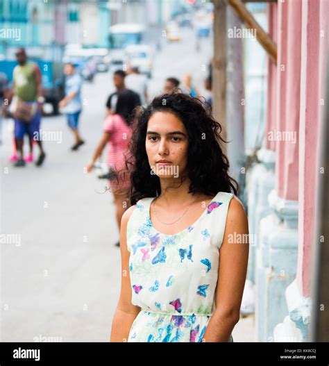 Cuban Woman On The Street In Havana Cuba Stock Photo 166757154 Alamy