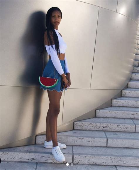 9 Hot Sexy Kacey Margo Bikini Pics