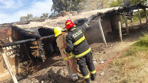 Voraz Incendio Arras Por Completo Con Un Dep Sito En Pocito