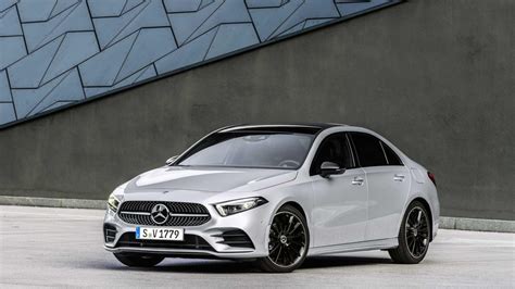 mercedes benz classe  sedan   amg  advanced  auto nuove