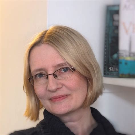 Amazon.co.uk: Janice Hallett: books, biography, latest update