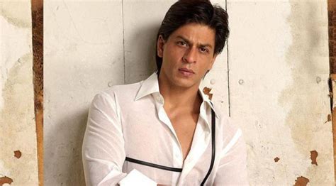 hut   rumah shahrukh khan dikepung penggemar showbiz liputancom