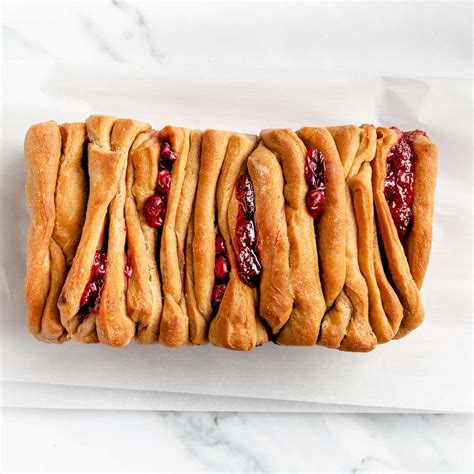 Cranberry Brie Pull Apart Bread Recipe Eatingwell