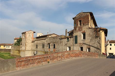 Campi Bisenzio Stories Of Fortresses And Castles Tuscany Beautiful