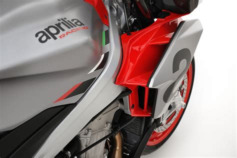 Motorrad Vergleich Yamaha Tracer 9 GT 2021 Vs Aprilia Tuono 660 2021