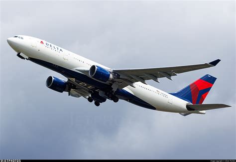 N861NW Airbus A330 223 Delta Air Lines Oliver Richter JetPhotos