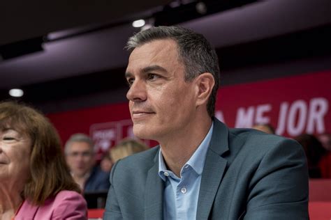 Sánchez apela a la unidad del PSOE cree que la victoria es posible y