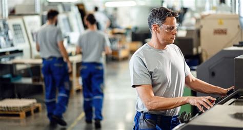 Conheça os 3 tipos de manutenção industrial