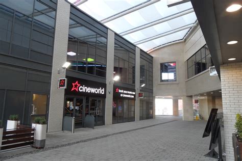 Cineworld Cinema - Swindon Regent's Circus in Swindon, GB - Cinema Treasures