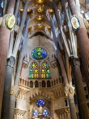 Gothic Quarter El Born And Sagrada Familia Private Tour Rpg