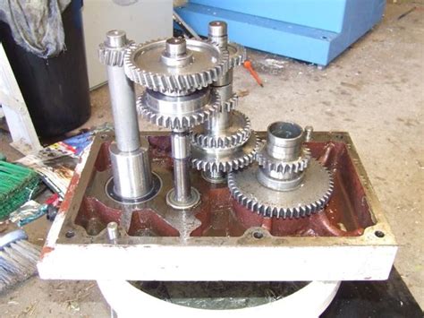 Graetech RF45 Milling Machine CNC Conversion Repairing The Gearbox