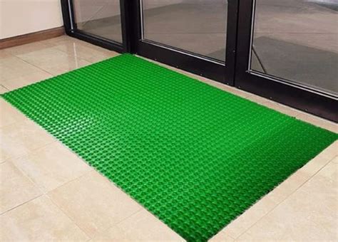 Green Plain PVC Turf Mat For Floor Carpet Thickness 12 Mm At Best