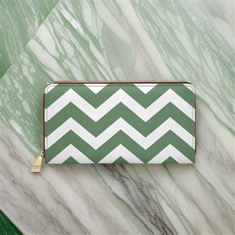 Green Zig Zag Zipper Wallet Leather Wallet, Women's Green Wallet ...