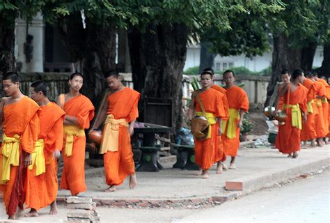 Luang Prabang Laos Early Morning Monks In Xiang Thong S Flickr