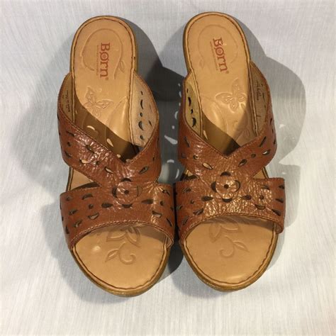 Born Womens Size 11 Mules Leather Cross Heeled Wood Looking Sandals Born Mules Leather