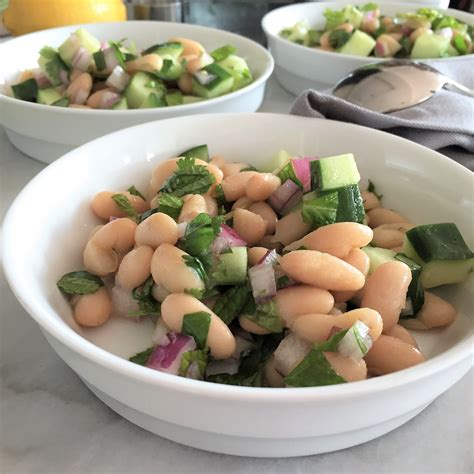 simple lemony white bean salad with fresh herbs | Jackie Newgent