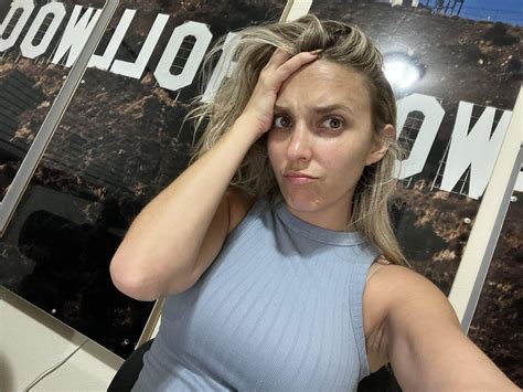 Roxy Striar : r/CelebrityArmpits