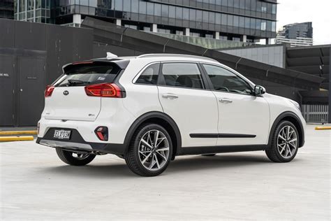 2021 Kia Niro Hybrid review | CarExpert